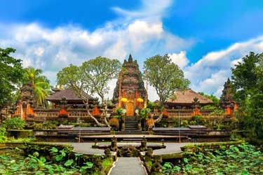 Pura Taman Saraswati Temple, Bali Cultural tours