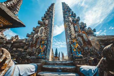 Ulun Danu, Bali tours and luxury honeymoons