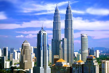 Petronas Towers, Kuala Lumpur Tours and Malaysia vacations