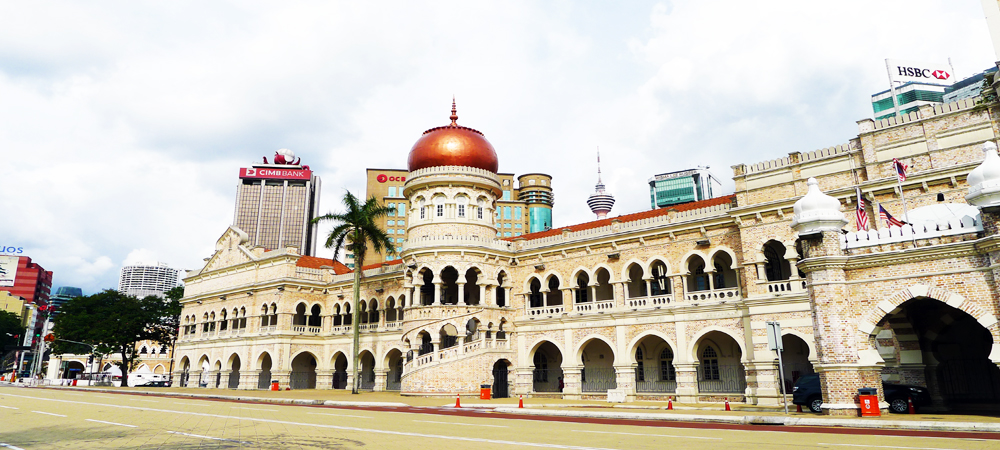 Mosque in KL, Malaysia travel packages