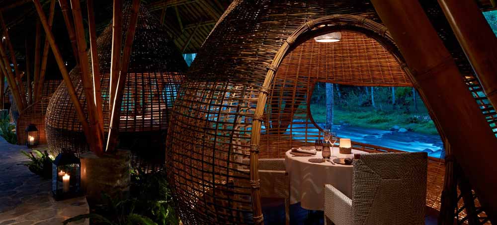 Kubu Romantic Dinner, luxury Bali honeymoons
