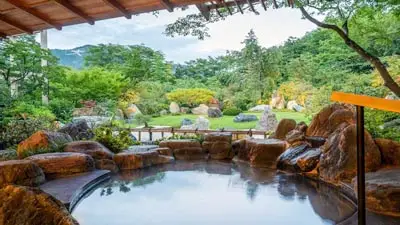 Gora Kandan, luxury ryokan set in the mountains of Hakone with views of Mount Fuji