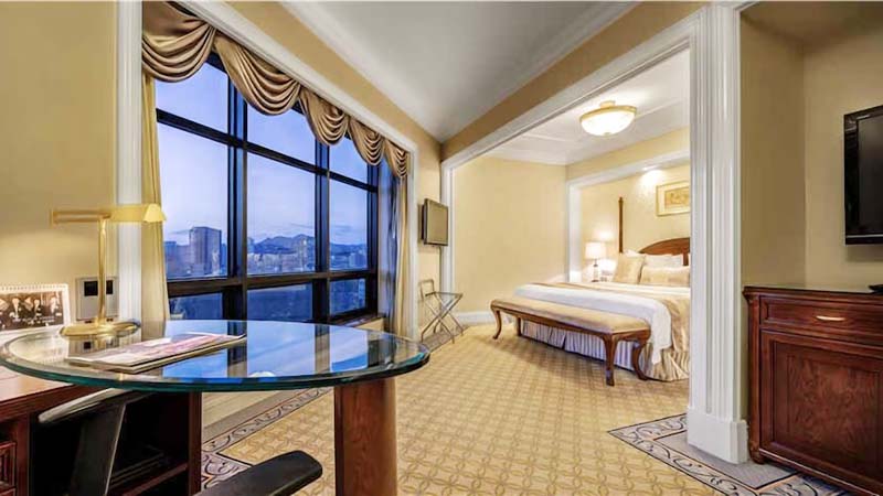 Kunming - Green Lake Hotel image
