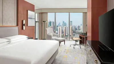 Contemporary room at Shanghai Marriott Marquis City Centre, a luxury hotel conveniently located in the heart of Shanghai