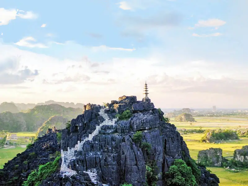 Panoramic view of Hang Mua Peak and its stone staircase in Ninh Binh, Vietnam