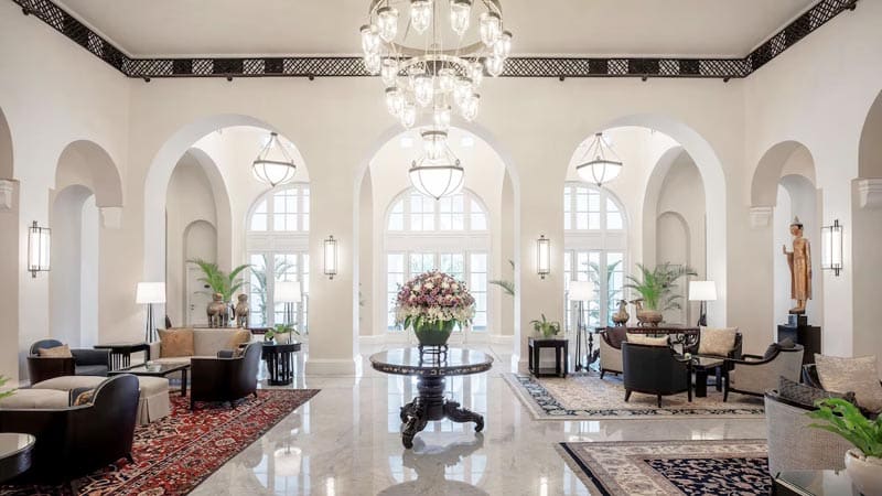 Phnom-Penh_Raffles_Hotel_Le_Royal5