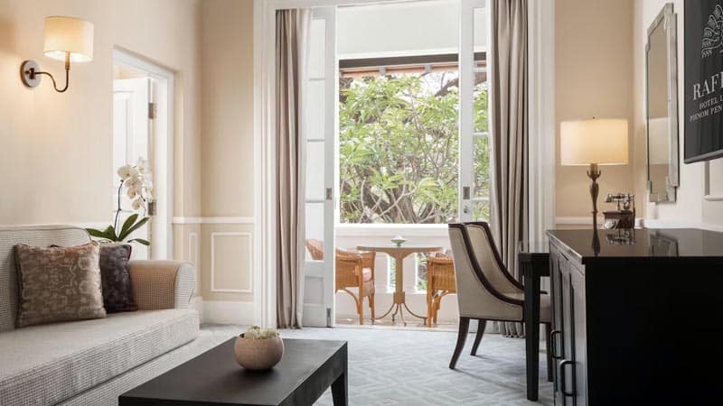 Phnom-Penh_Raffles_Hotel_Le_Royal6