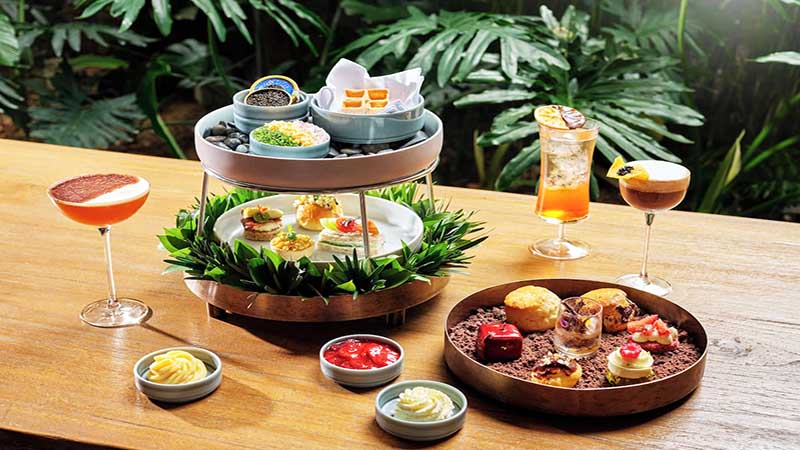 Singapore Four Seasons image