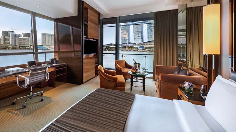 Singapore - The Fullerton Bay (Deluxe Room)_3