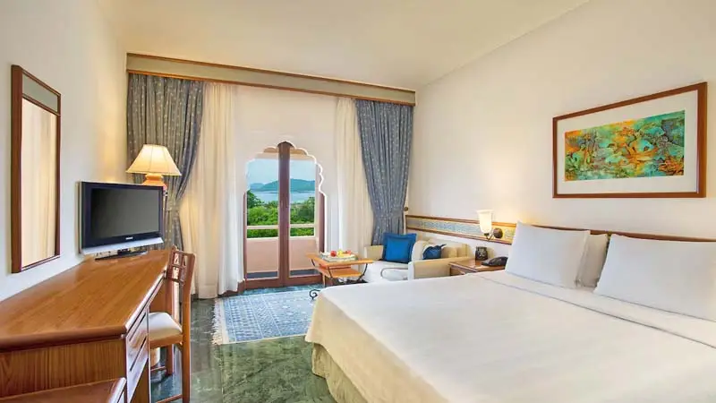 Jaipur_Trident11