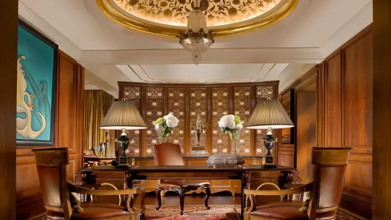 New-Delhi_Leela_Palace13