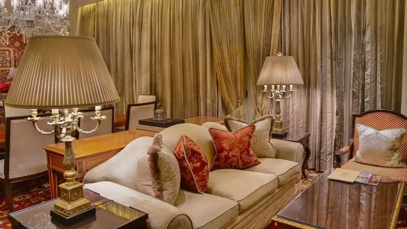 New-Delhi_Leela_Palace14