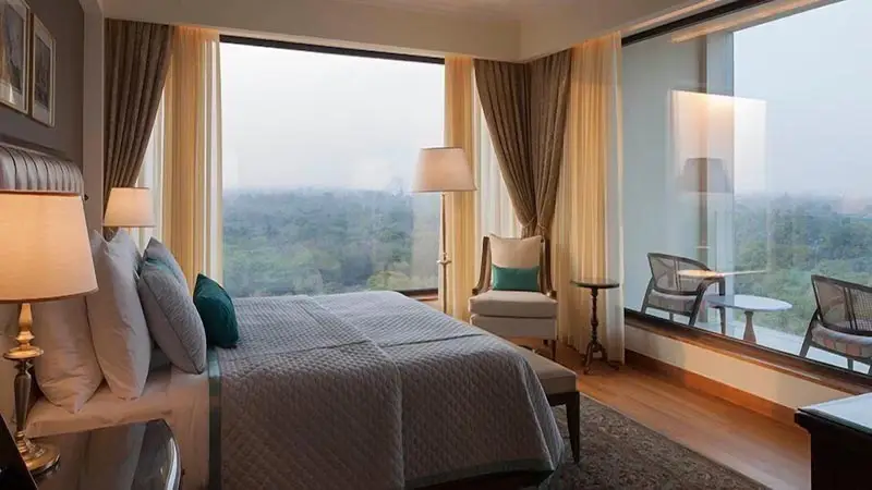 New Delhi - Oberoi image