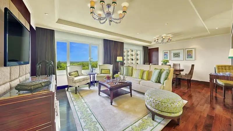 New-Delhi_Taj_Palace11