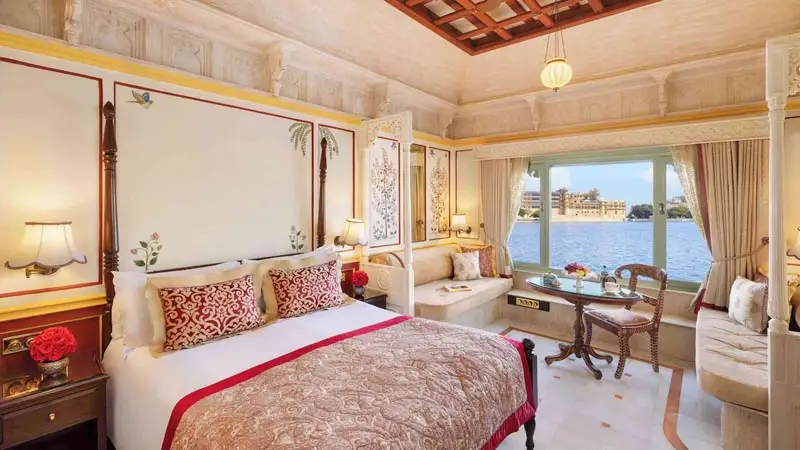 Udaipur_Taj_Lake_Palace11