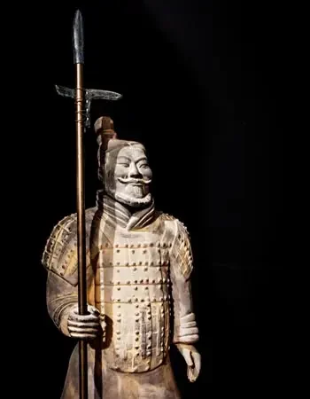 Chin_375-250_Terra-Cotta_Warriors Terracotta Warrior from Xi’an holding a spear, highlighting the craftsmanship of China’s ancient imperial army.