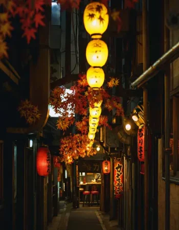 Japan_400-565_Kyoto_Alley Pontocho, Kyoto's restaurant row of quaint alleyways, shop houses and restaurants